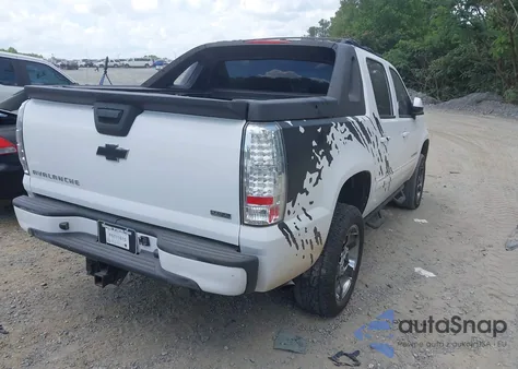 2012 Chevrolet Avalanche 1500 Ls z USA, uszkodzony, nr VIN 3GNMCEE00CG150745